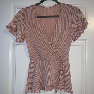 CAUTION TO THE WIND, WRAP FRONT SHORT SLEEVE TOP, SMALL